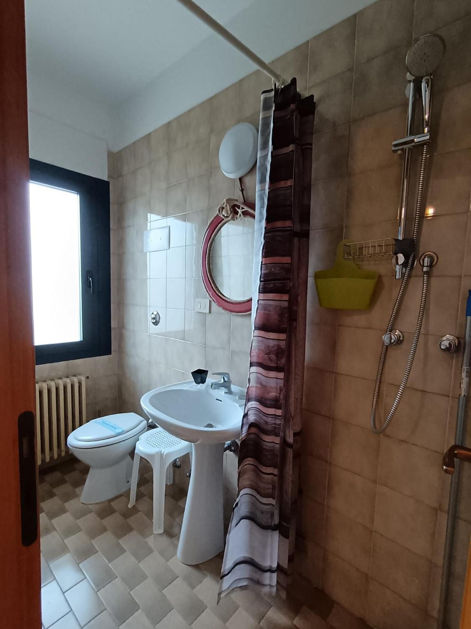 فندق Brussa 340 المظهر الخارجي الصورة
